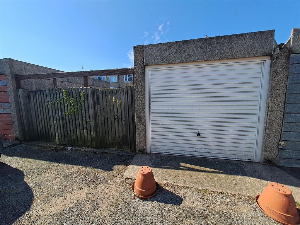 Rear Garage