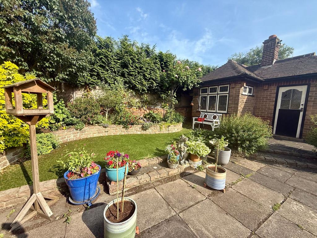 Rear garden/Gardener’s cottage