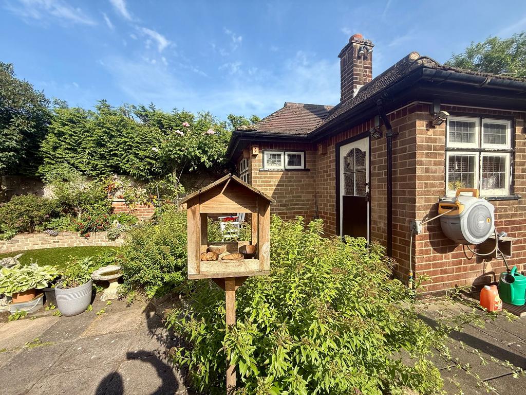 Rear garden/Gardener’s cottage