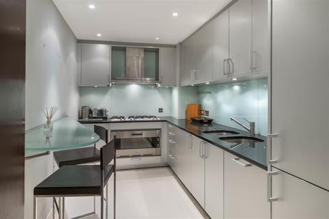 3 bedroom apartment to rent, Knightsbridge SW7