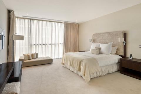 3 bedroom apartment to rent, Knightsbridge SW7