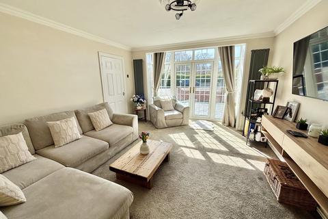 3 bedroom semi-detached house for sale, Tyn Y Cae, Pontardawe, Swansea.