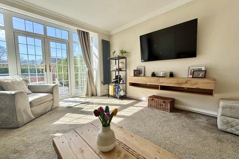 3 bedroom semi-detached house for sale, Tyn Y Cae, Pontardawe, Swansea.