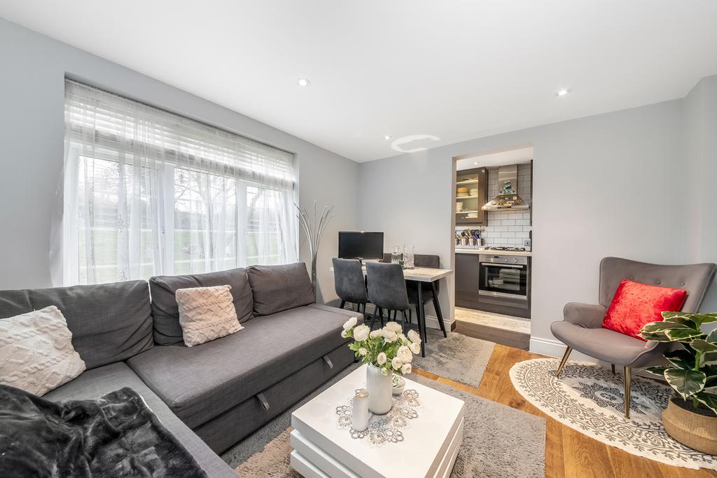 Living Room/Kitchen