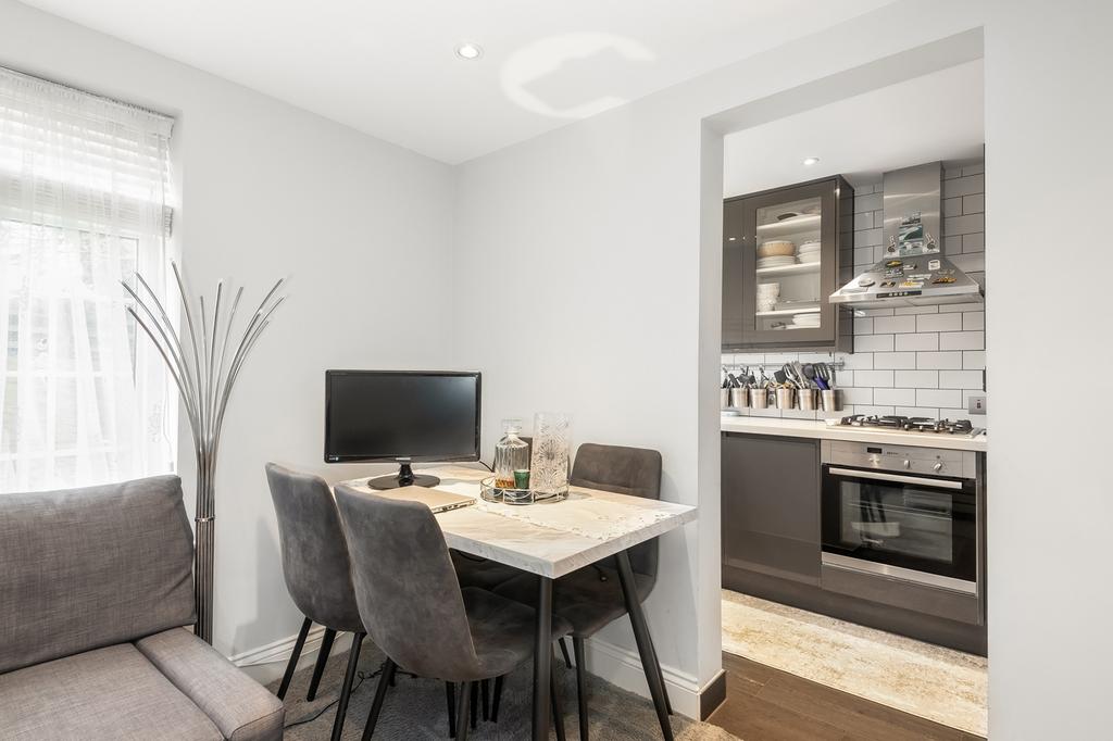 Living Room/Kitchen