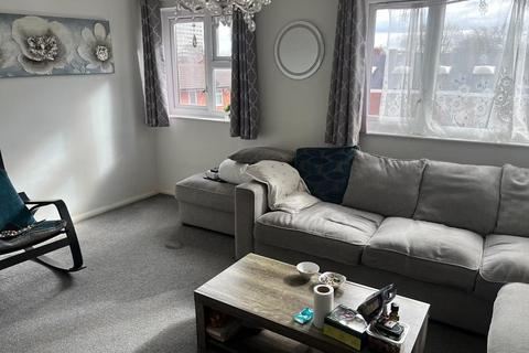 2 bedroom flat for sale, Brackley Avenue, Manchester, M15