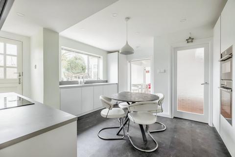 4 bedroom detached house for sale, Hoe Meadow, Beaconsfield HP9