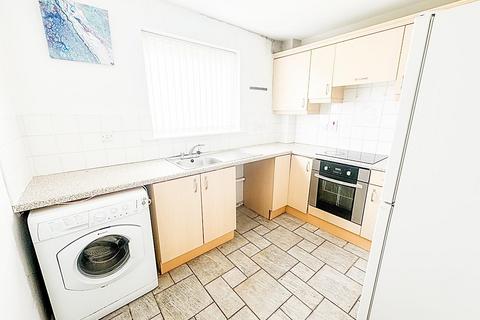 2 bedroom apartment for sale, Limekiln Court, Wallsend