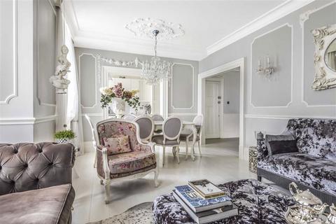 2 bedroom flat for sale, Marylebone High Street, London W1U