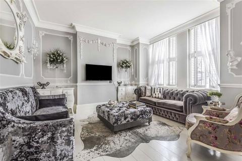 2 bedroom flat for sale, Marylebone High Street, London W1U