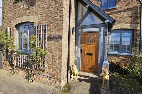 3 bedroom semi-detached house for sale, Main Street, Normanton, Bottesford