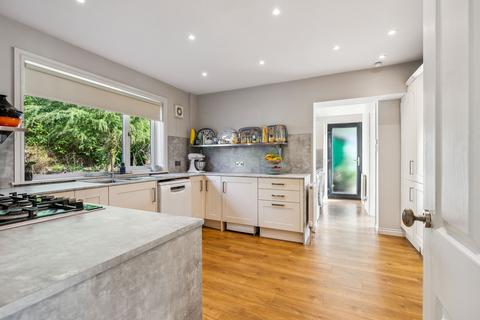 11 Blane Avenue, Blanefield, Glasgow, G63 9HU