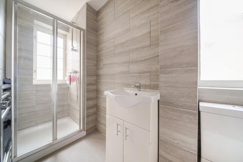 1 bedroom in a house share to rent, Bracondale Road London SE2