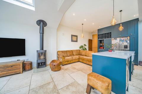 12 Alexandra Road, London, SE26 5NL