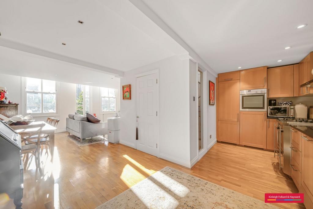 Kitchen/Reception