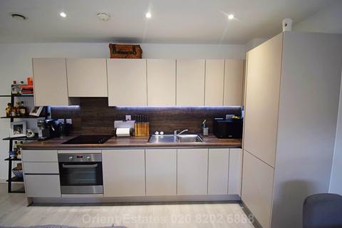 2 bedroom apartment for sale, Woodlark Apartments, 1 Damsel Walk