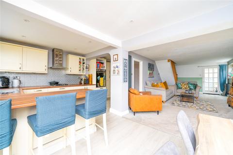 2b Mabbutt Close, Bricket Wood, St Albans, AL2 3RZ