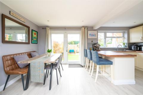 2b Mabbutt Close, Bricket Wood, St Albans, AL2 3RZ