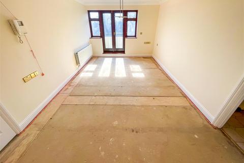 1 bedroom flat for sale, 1 Bedroom Flat on Edgware Way, Edgware