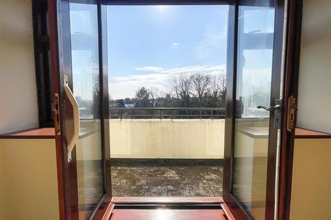 1 bedroom flat for sale, 1 Bedroom Flat on Edgware Way, Edgware