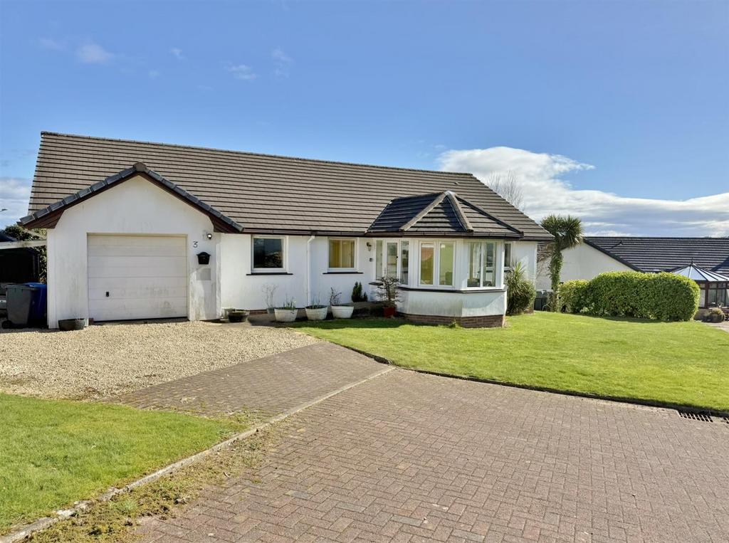 3 Kinneil park
