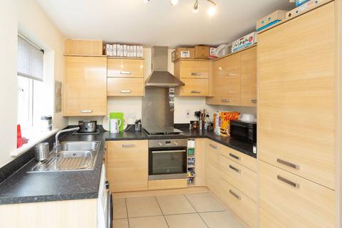 36 Wright Close, Bushey, WD23 2FH