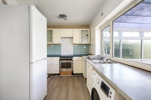 2 bedroom terraced house for sale, Mistley Side, Basildon, SS16