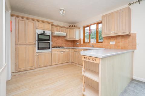 4 bedroom detached house for sale, Shuttleworth Grove, Milton Keynes, MK7