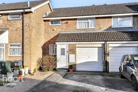 3 Ash Close, Ashford, TN23 3JU