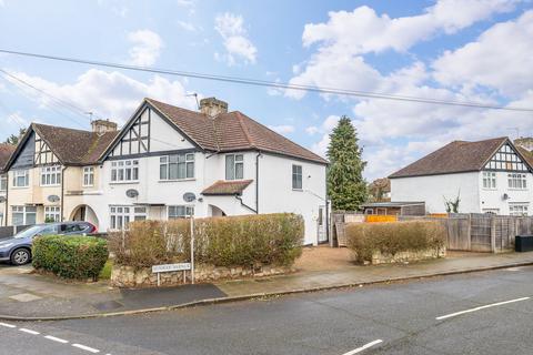 57 Green Way, Bromley, BR2 8EZ