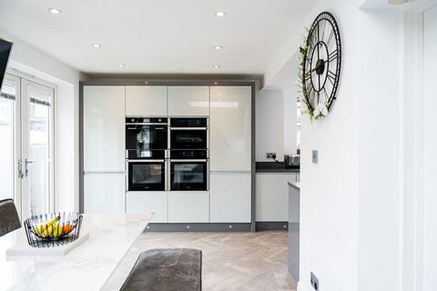 13 Avon Road, Astley, Manchester, M29 7HN