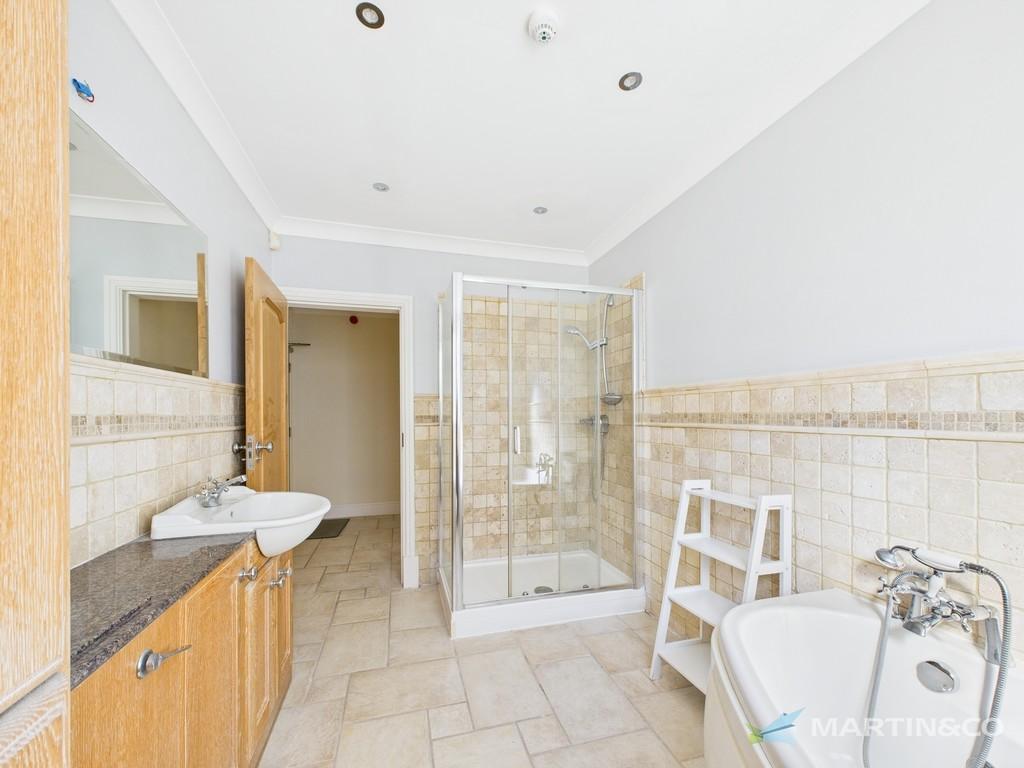 Cam02318 g0 pr0413 still019