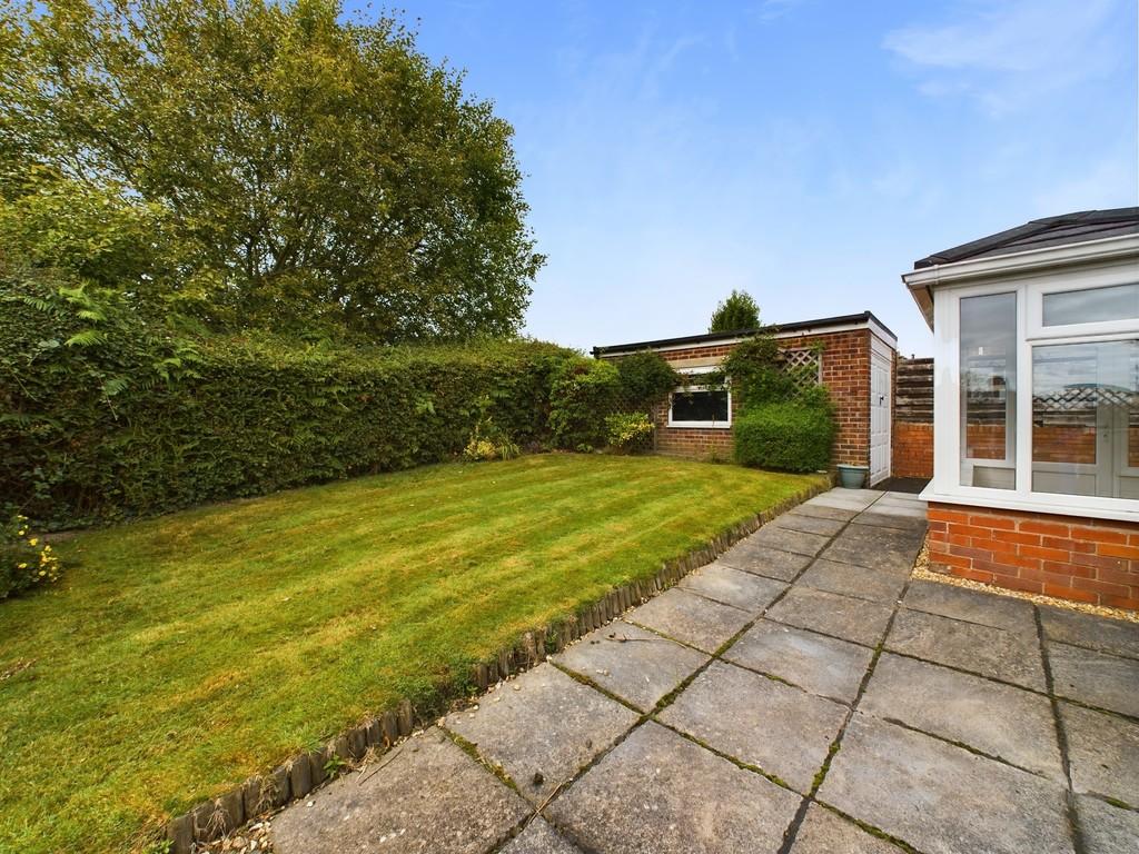 Cam02059 g0 pr0184 still023