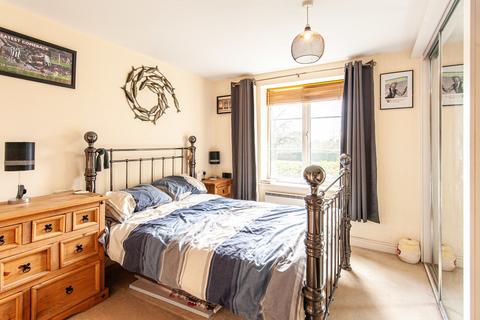 2 bedroom ground floor flat to rent, Monument Close, York YO24