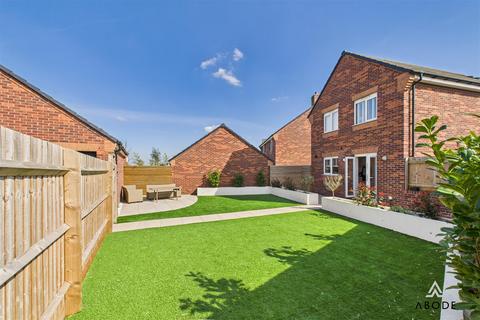 19 Abbot Road, Burton-on-trent, DE13 9FX