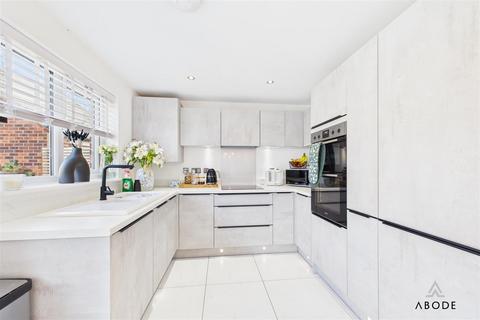 19 Abbot Road, Burton-on-trent, DE13 9FX