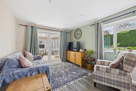 3 bedroom semi-detached bungalow for sale, Eversley Close, Malvern