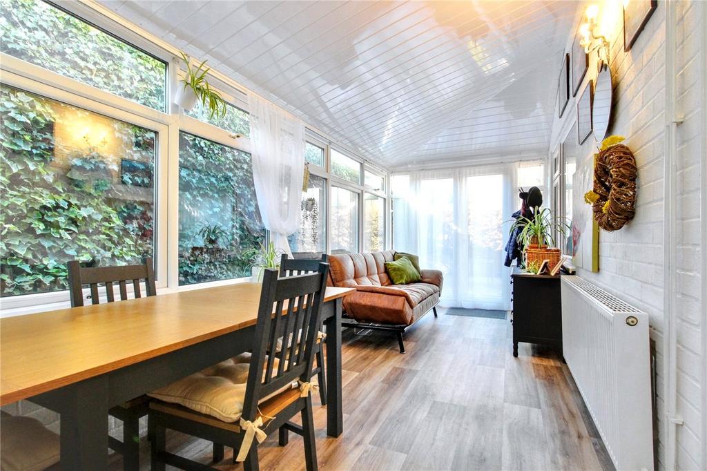 Conservatory/Dining