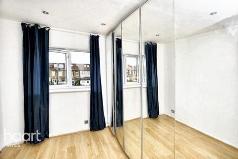 1 bedroom flat for sale, Copthorne Mews, Hayes