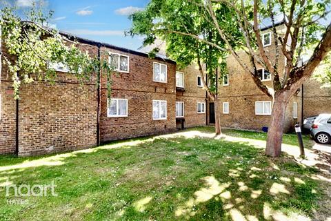1 bedroom flat for sale, Copthorne Mews, Hayes
