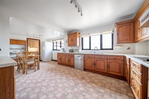 5 bedroom detached house for sale, Pelynt, Looe
