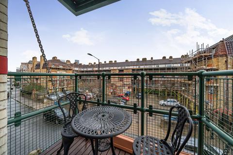 1 bedroom flat for sale, Rotherhithe Street, Globe Wharf, SE16