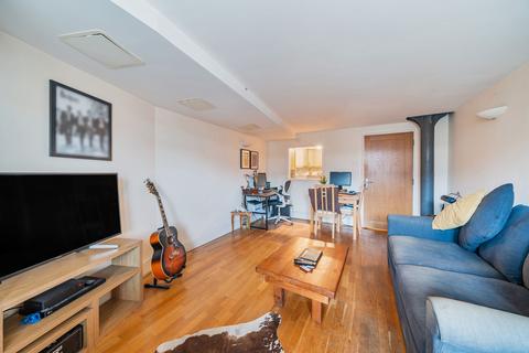 1 bedroom flat for sale, Rotherhithe Street, Globe Wharf, SE16