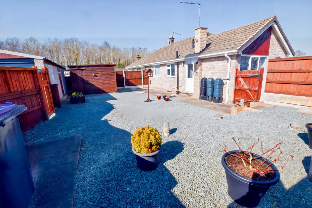 Courtyard Garden 1