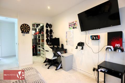 17 Takeley Close, Waltham Abbey, EN9 1QH