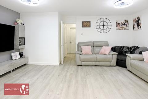 17 Takeley Close, Waltham Abbey, EN9 1QH