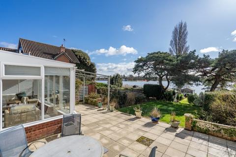 Broadbank Broadview Road, Lowestoft, NR32 3PL