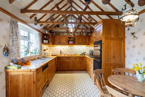 4 bedroom semi-detached house for sale, Archway Place, Dorking