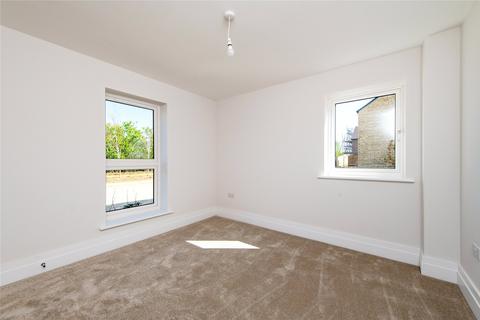 4 bedroom detached house for sale, 176 Fairmont, Stoke Orchard Road, Bishops Cleeve, Gloucestershire, GL52