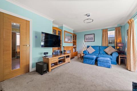 2 bedroom bungalow for sale, St. Michaels Road, Berkshire GU47